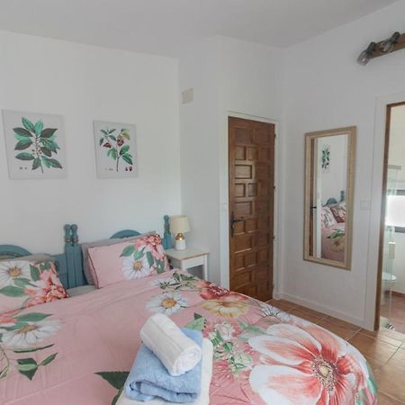 Dragonfly House Spain อันเตเกรา ภายนอก รูปภาพ