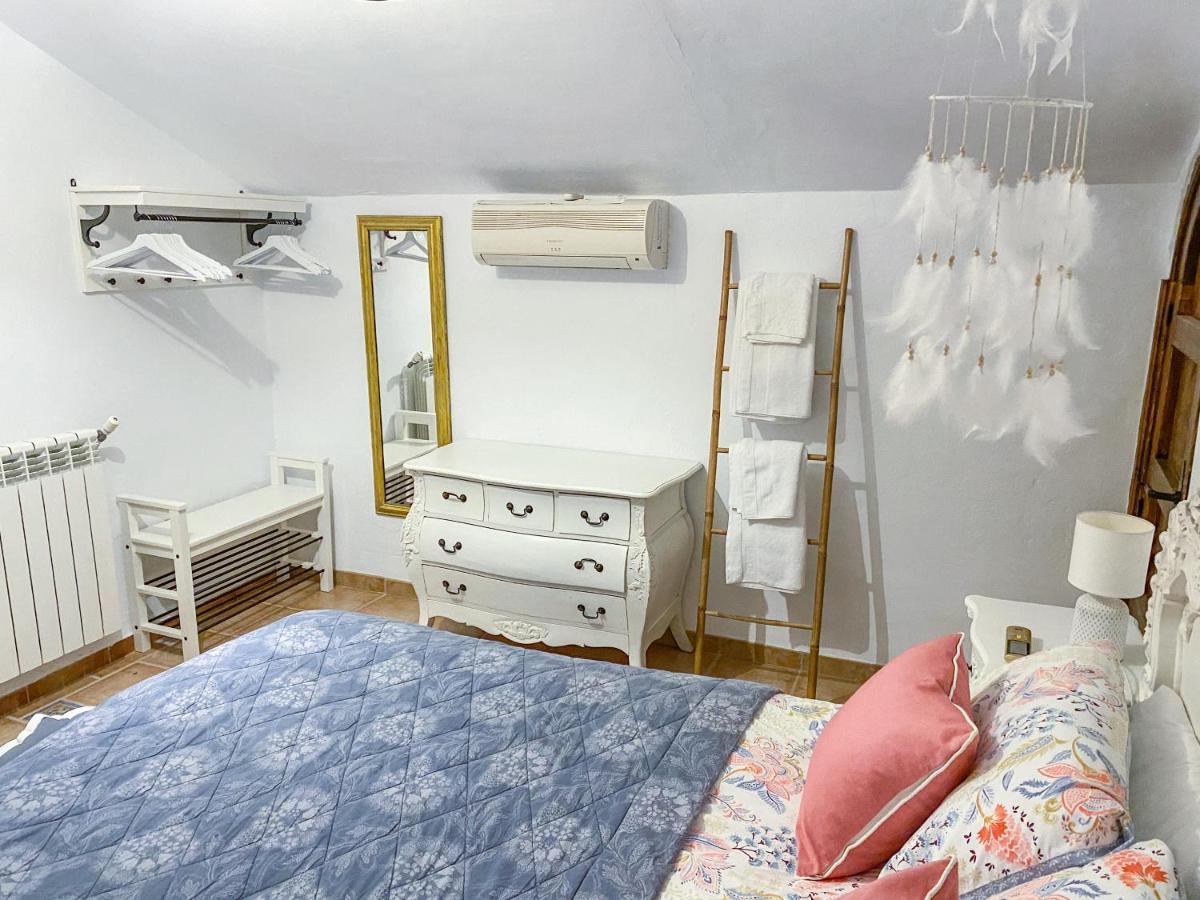 Dragonfly House Spain อันเตเกรา ภายนอก รูปภาพ