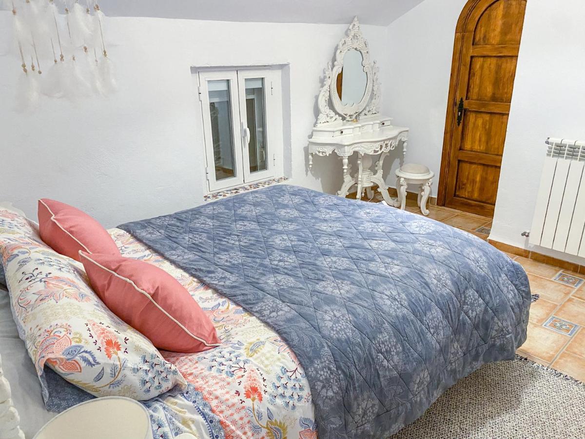 Dragonfly House Spain อันเตเกรา ภายนอก รูปภาพ