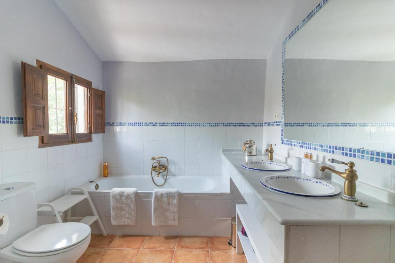 Dragonfly House Spain อันเตเกรา ภายนอก รูปภาพ