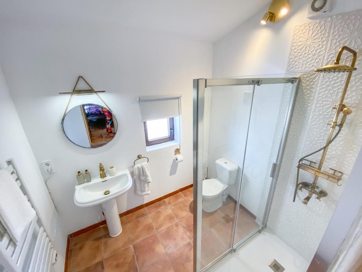 Dragonfly House Spain อันเตเกรา ภายนอก รูปภาพ