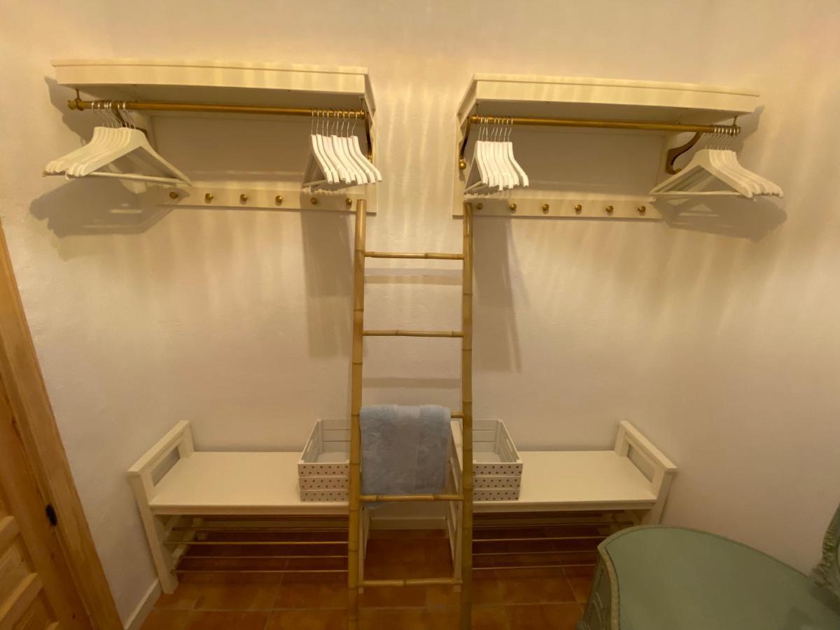 Dragonfly House Spain อันเตเกรา ภายนอก รูปภาพ